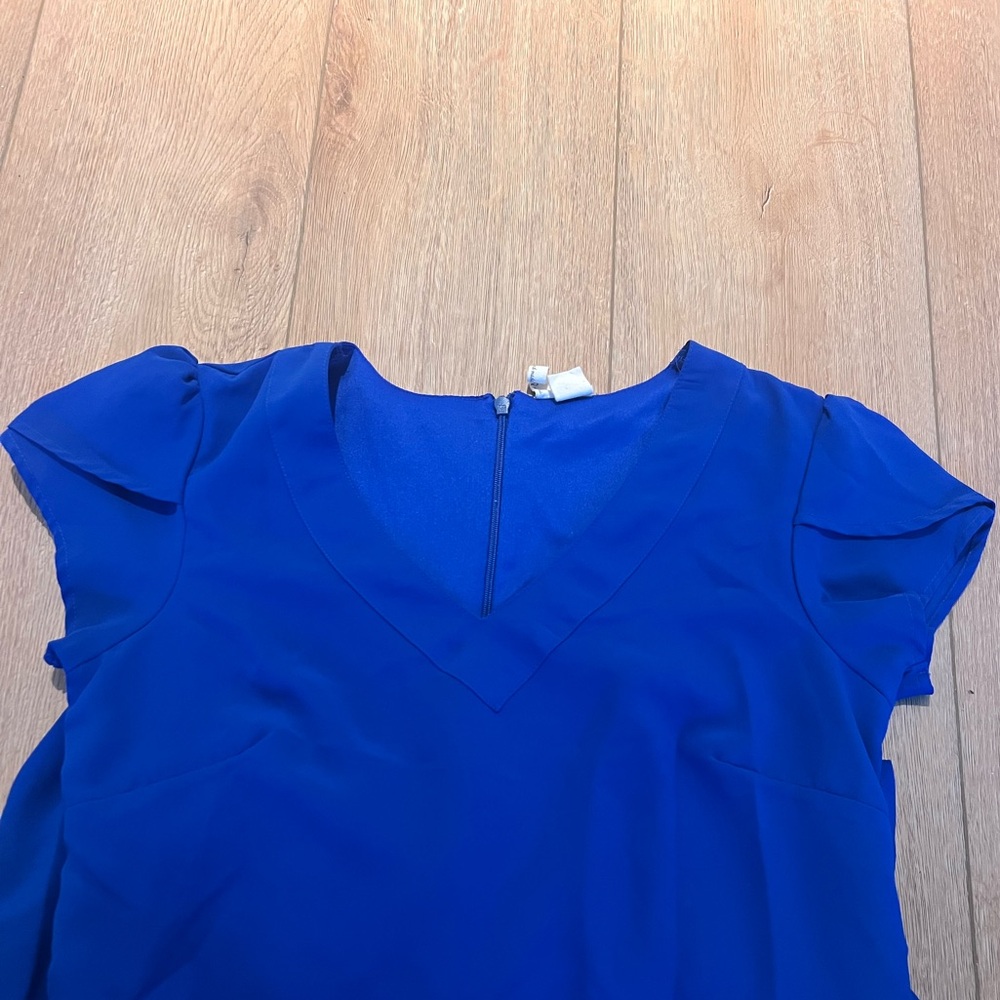 Blue Dress - Picture 2 of 4